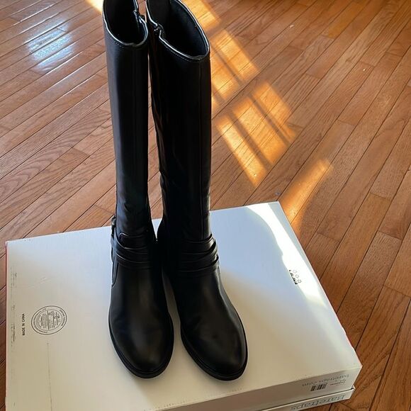 Baretraps Stratford Black Leather Wide Calf Knee-High Riding  Boots - Picture 12 of 12